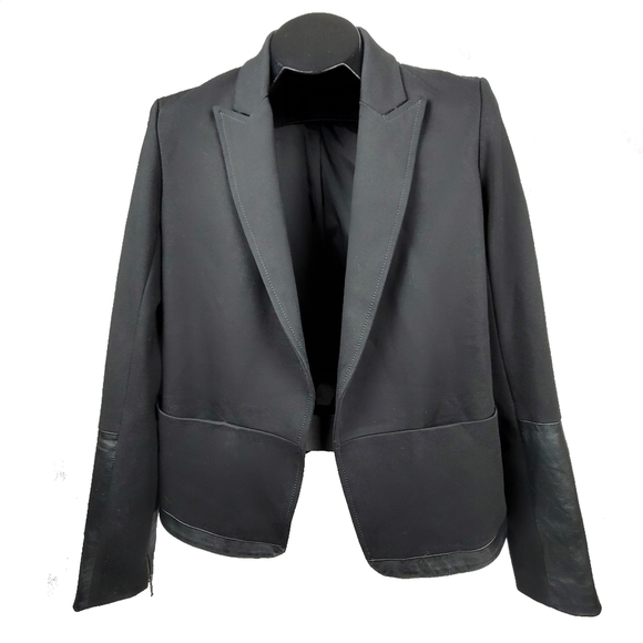 NEW Danier Peak Lapel Blazer Zippered Cuff Italian Leather Trim Size Small - Picture 1 of 11